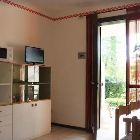 Apartamento Beautiful In A Nice With Swimming Pool